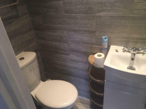 Delightful private 2 bedroom bungalow